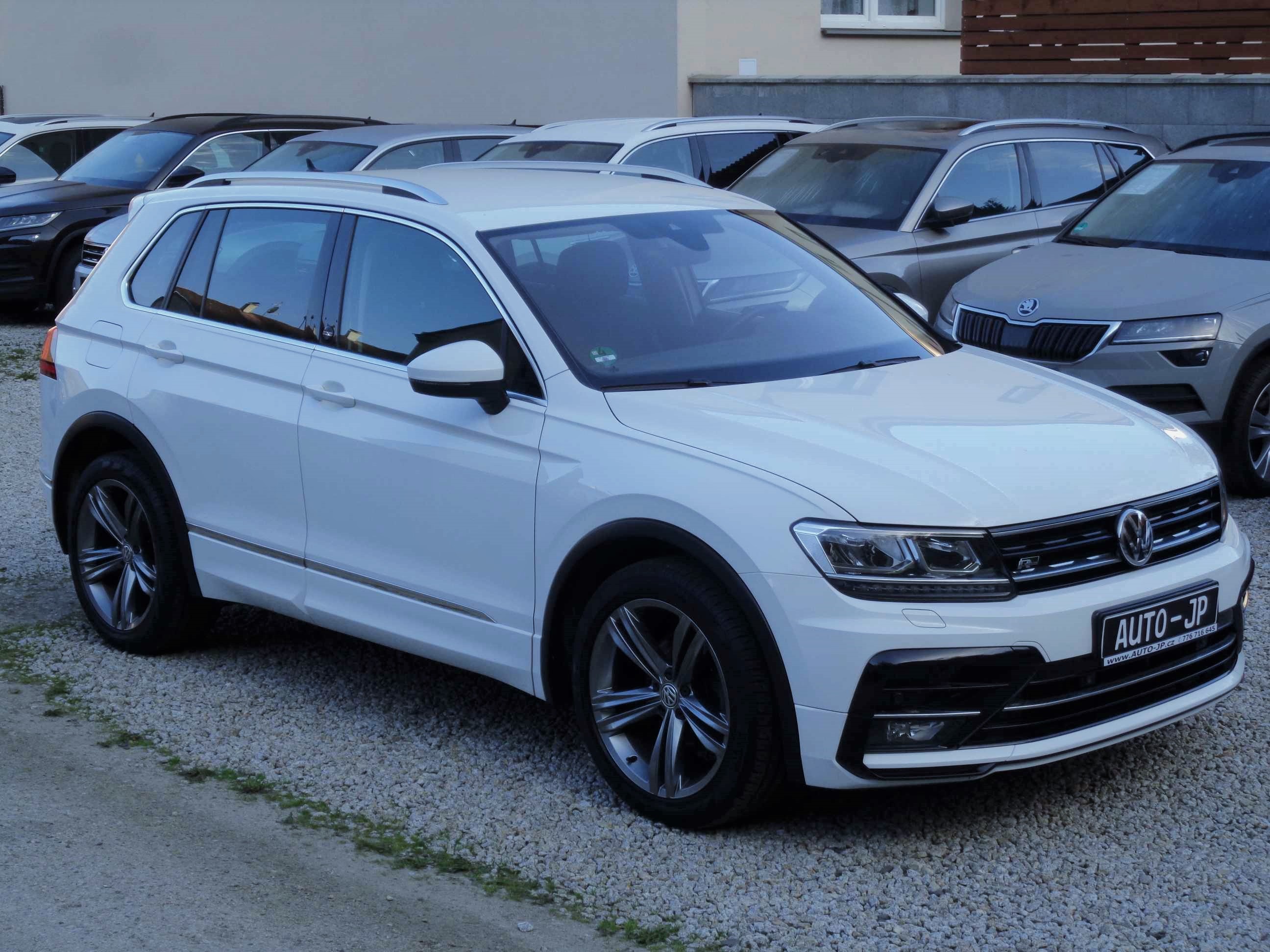  VW Tiguan 2,0 TDI R-LINE - LED ACC 19ALU 7airbag NAVI