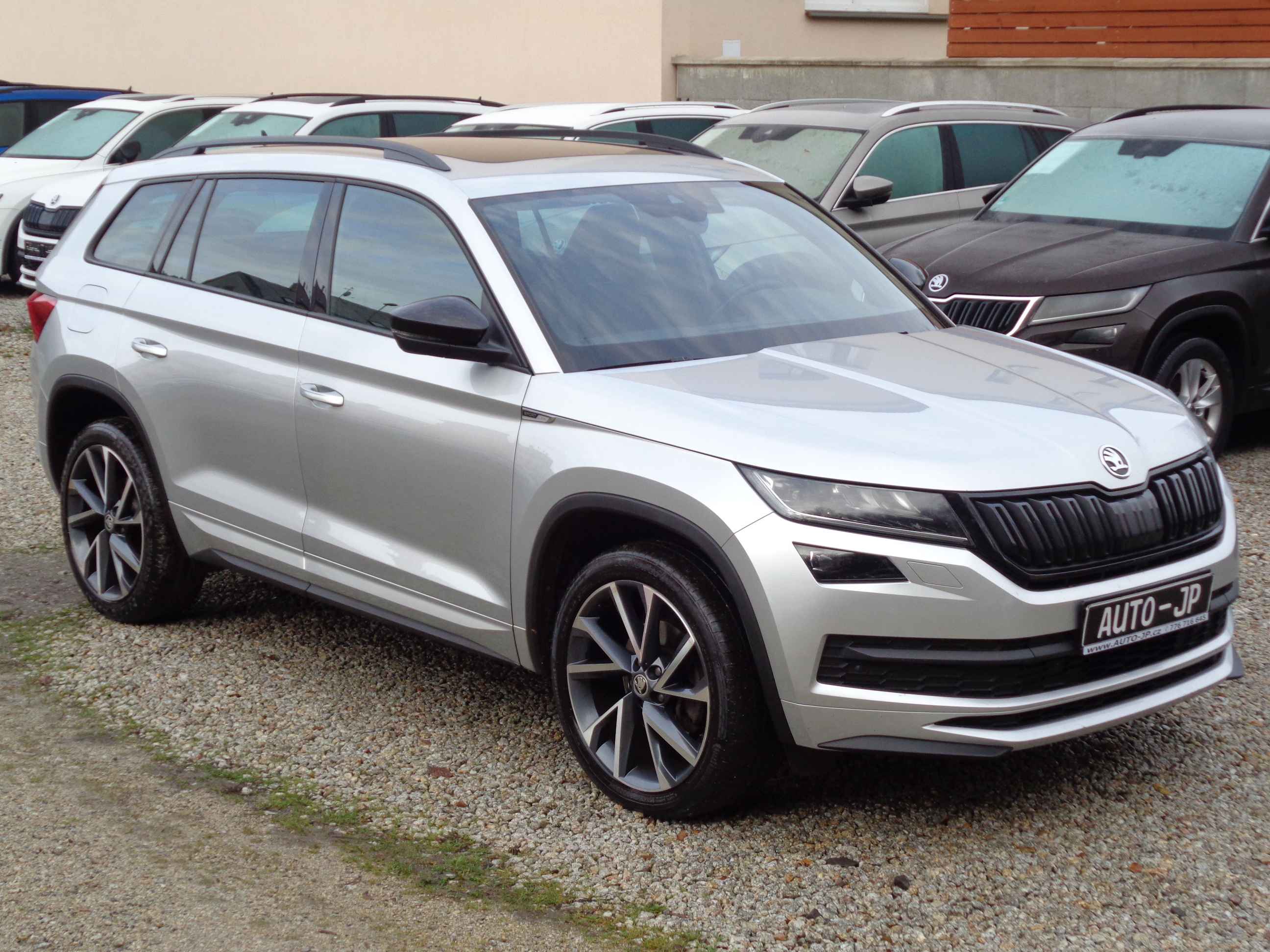  Škoda Kodiaq 2,0 TDI SPORTLINE - DSG LED ACC 20ALU VIRTUAL panorama kamera NAVI