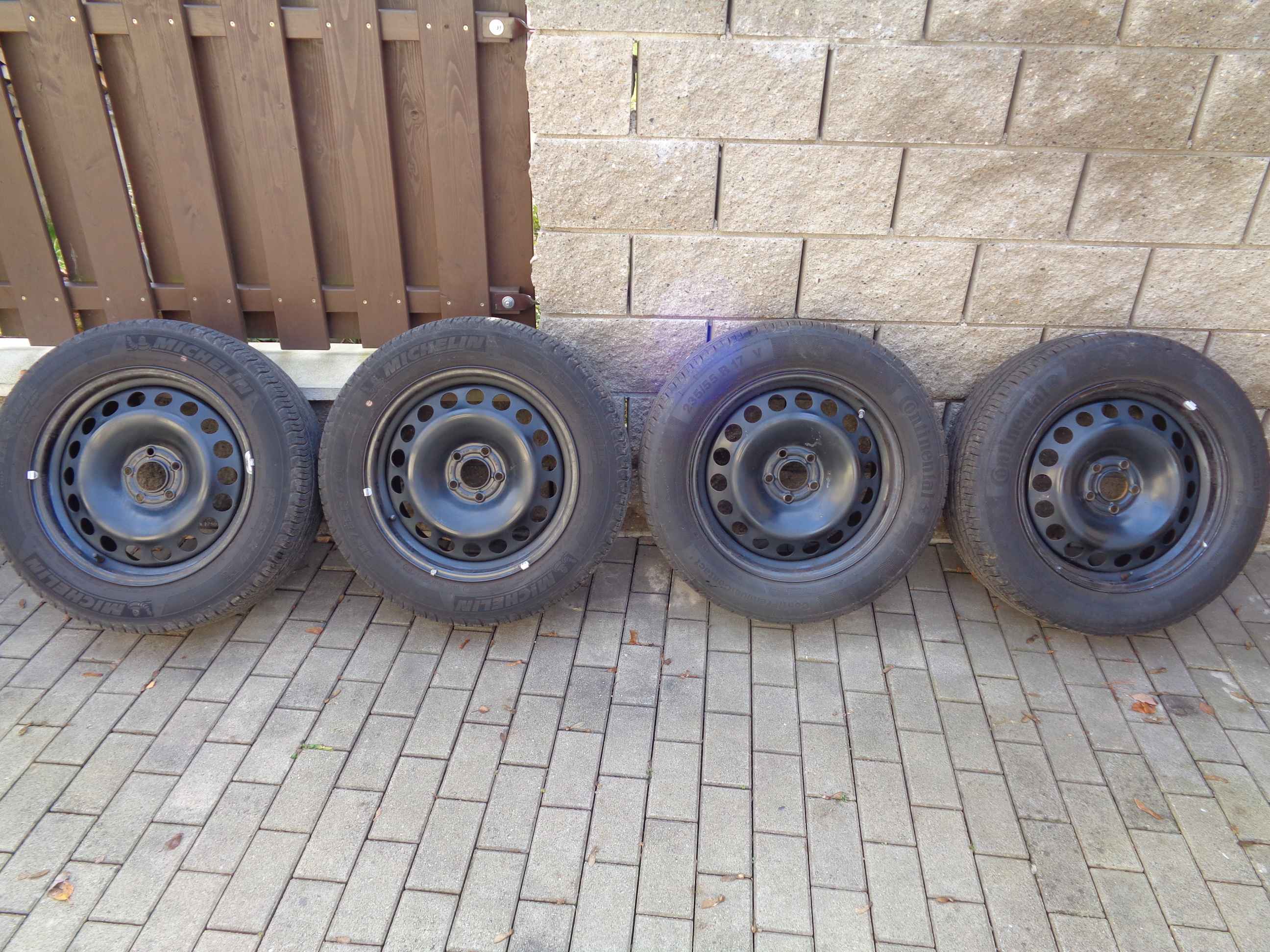 17 plechy 5x108 (ford)