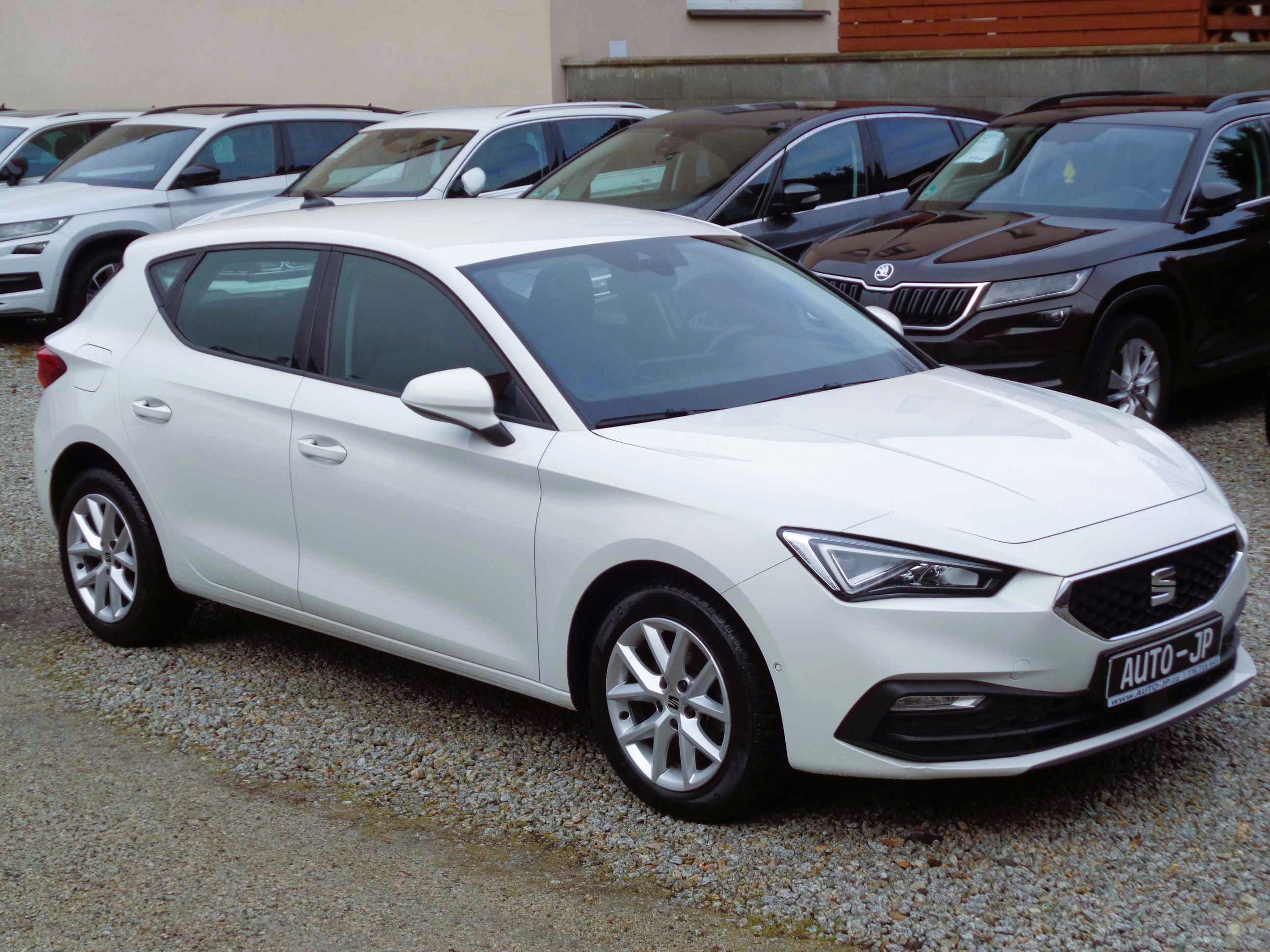  Seat Leon 2,0 TDI STYLE - LED ACC 16ALU kamera VIRTUAL NAVI