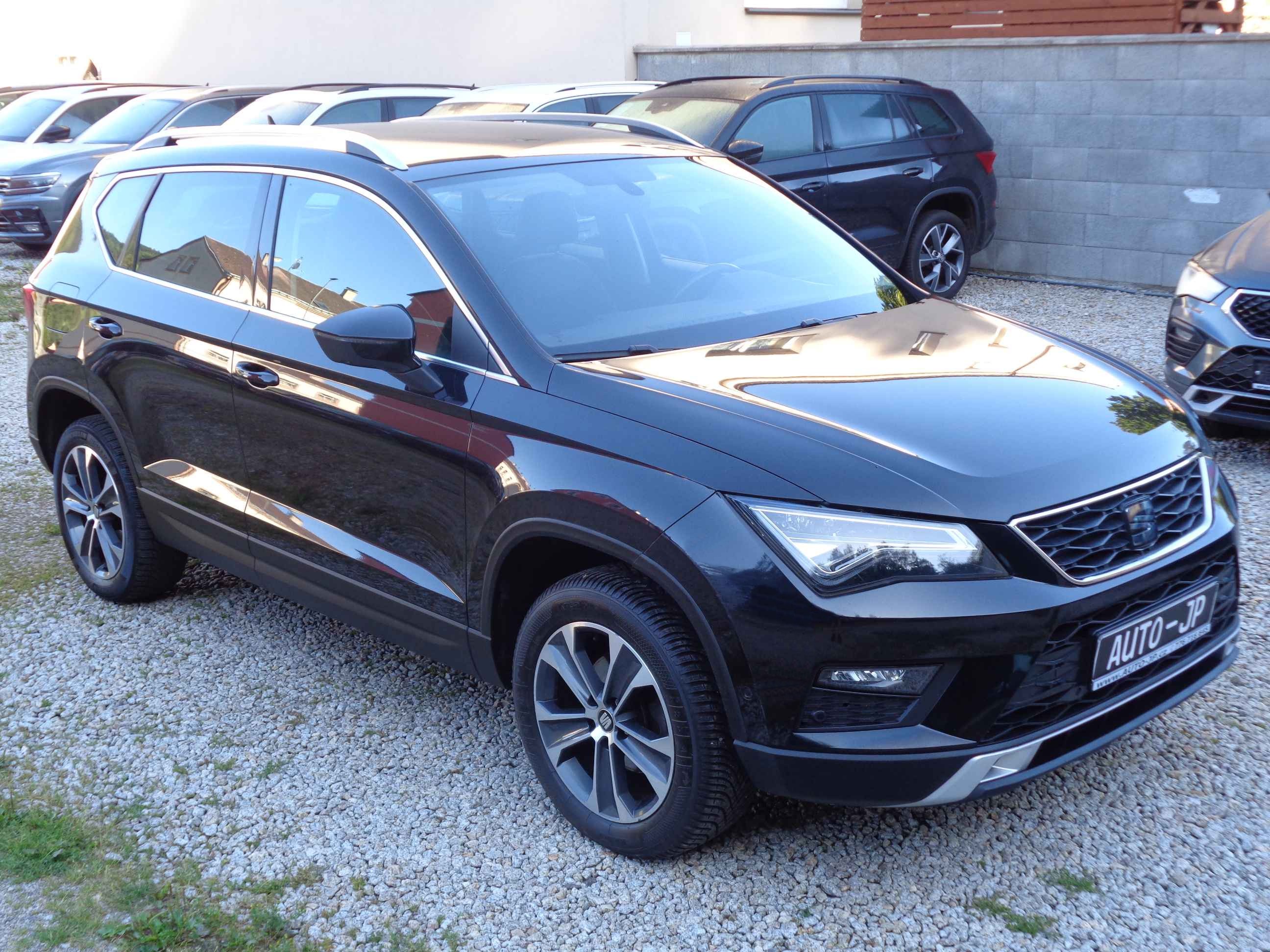  Seat Ateca 1,6 TDI XCELLENCE - LED 7airbag 17ALU kamra NAVI