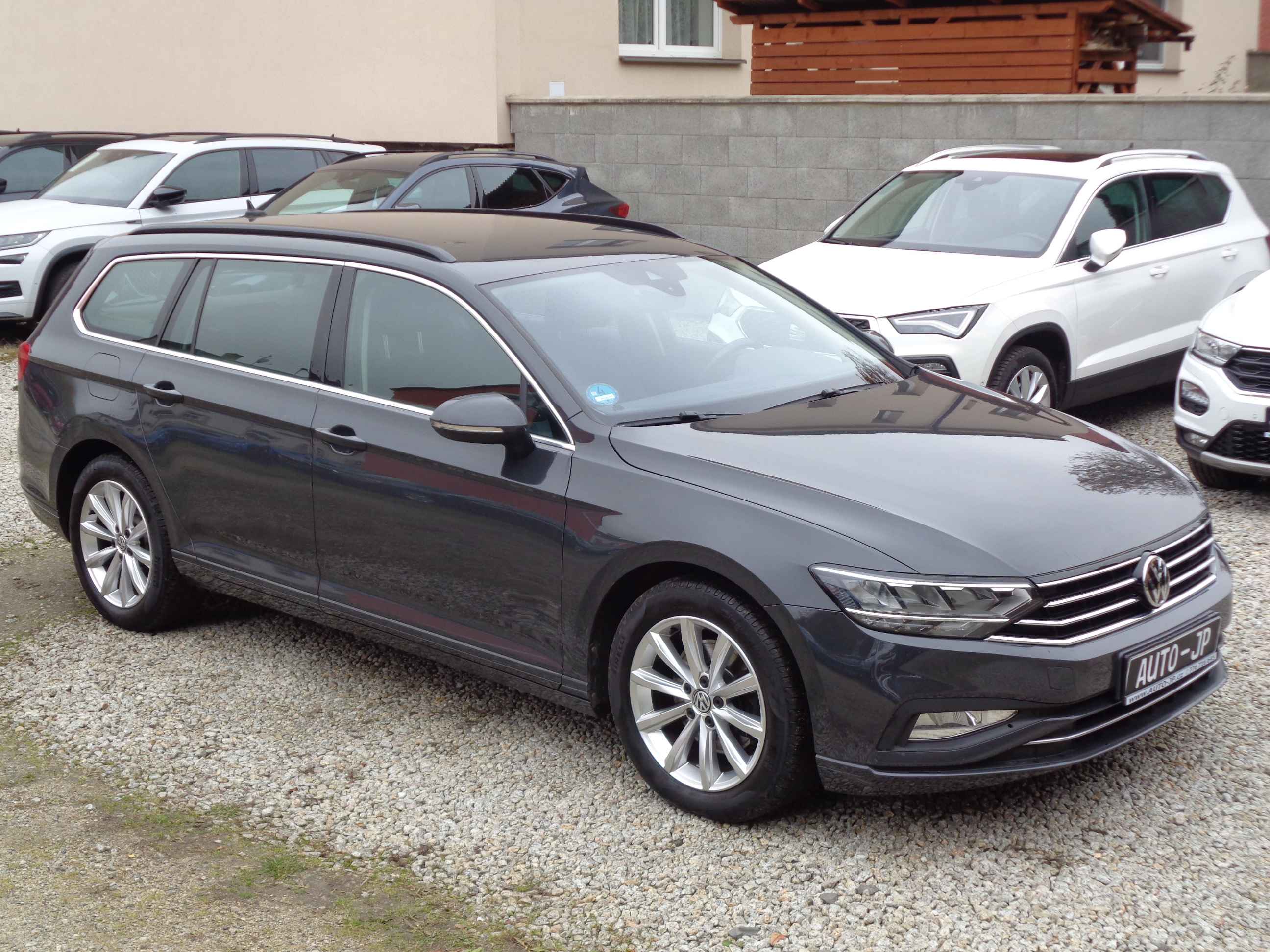  VW Passat 2,0 TDI COMFORTLINE - LED ACC 17ALU 7airbag VIRTUAL NAVI