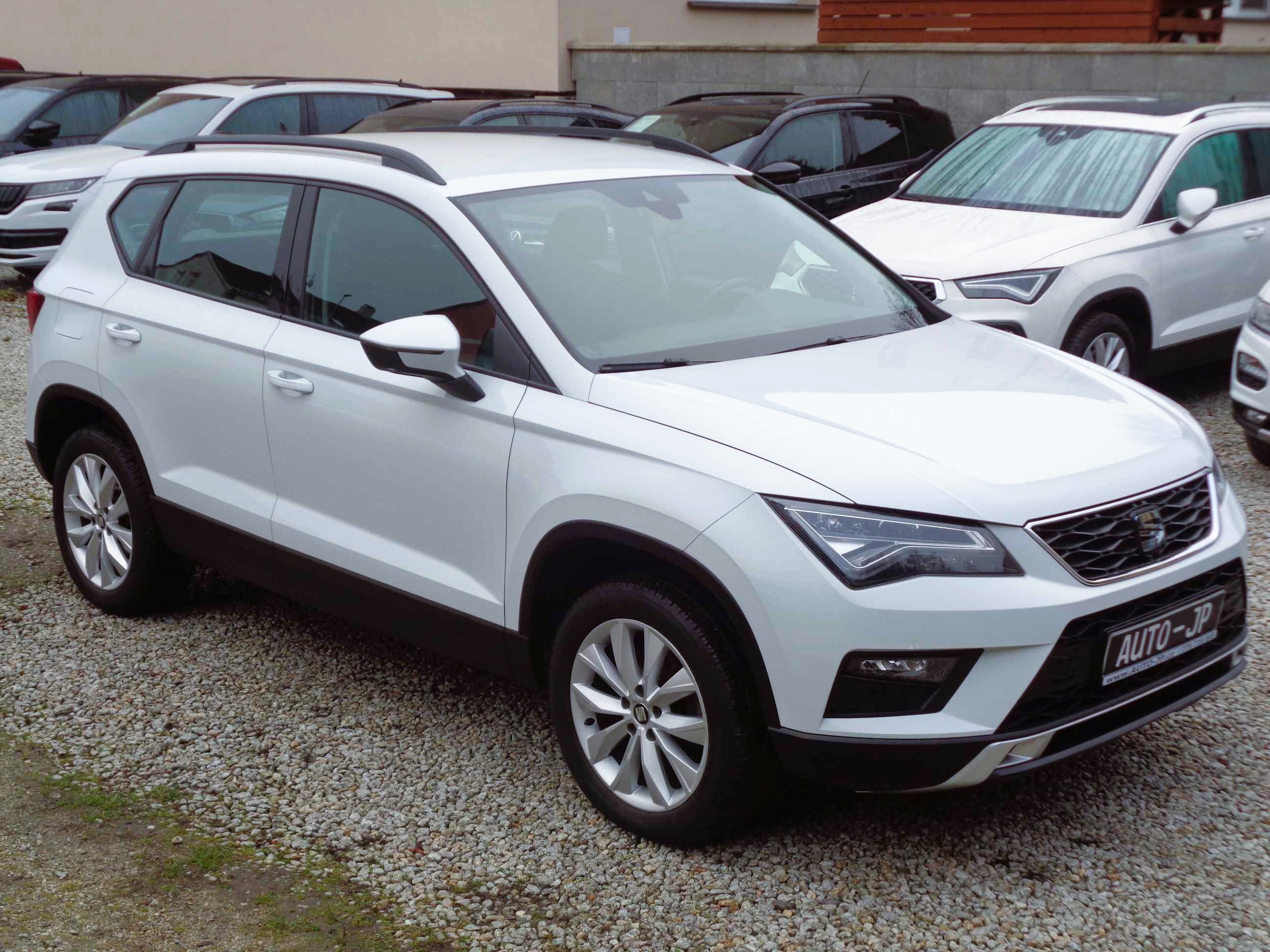  Seat Ateca 1,6 TDI STYLE - LED 17ALU 7airbag PDC kamera NAVI